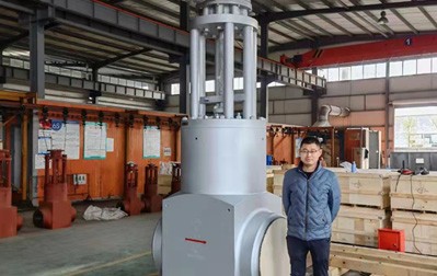 Huifeng Renhe Environmental Protection Large Diameter Electric Isolation Gate Valve Successfully Completed