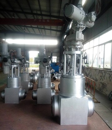 High parameter solid forged gate valve